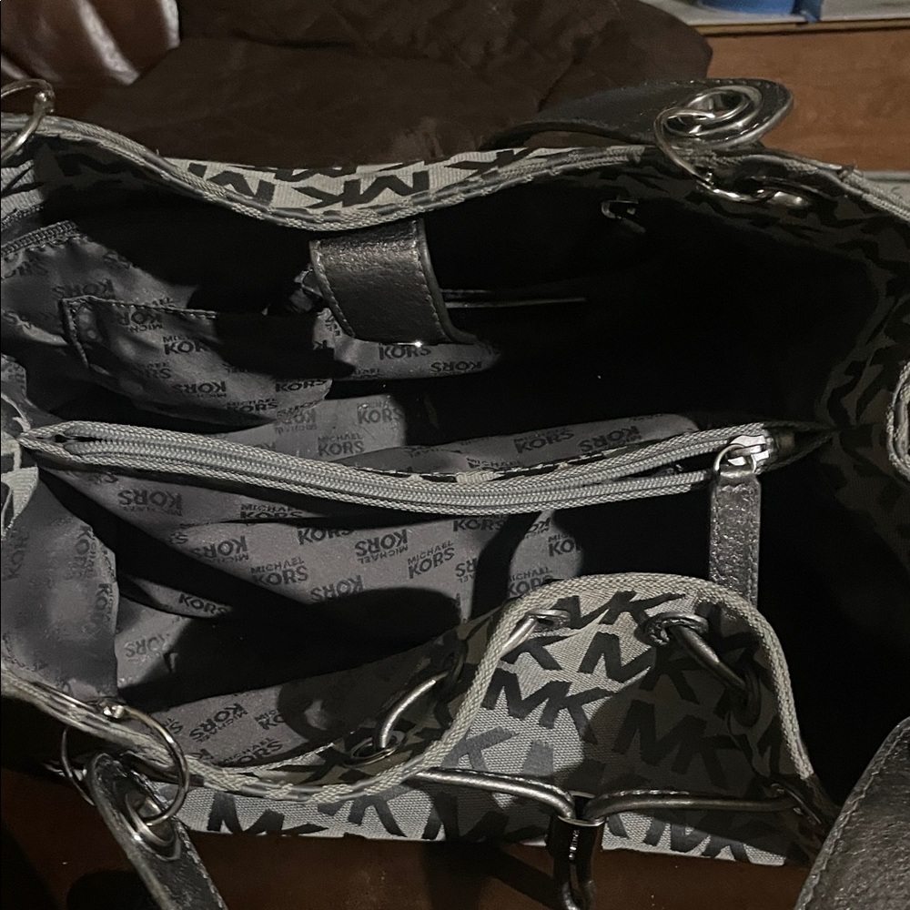 Michael Kors Black and Gray Monogram Shoulder Bag and Wallet - Picture 3 of 7